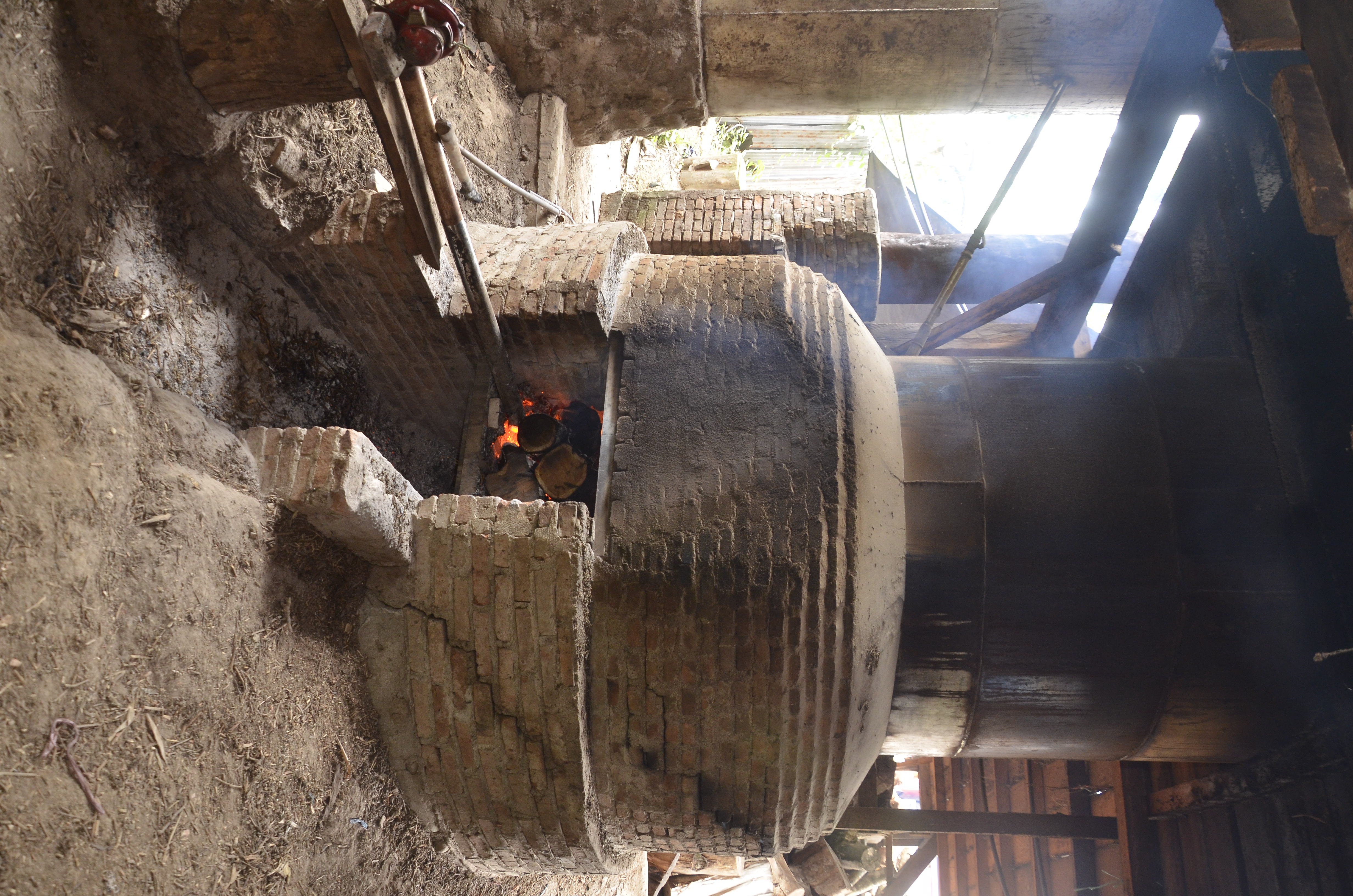 Salah Satu Tungku Destilasi 